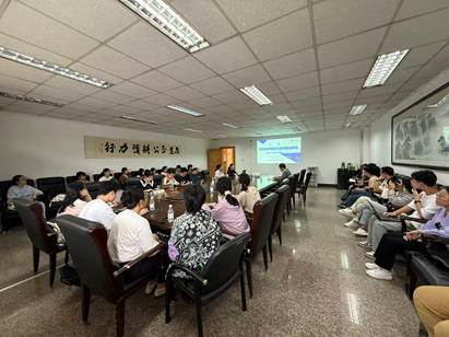 aaef04dfc74ab4e374e04bd35fcffff7